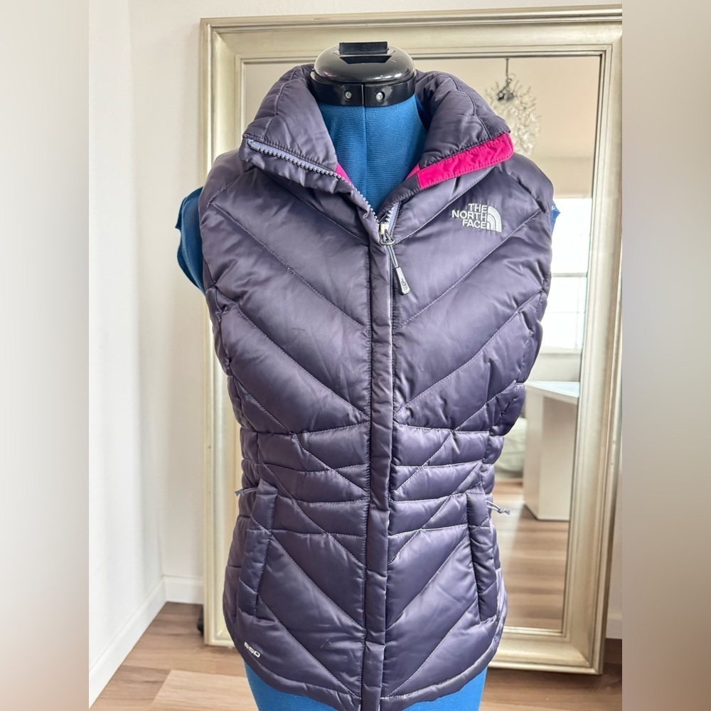 THE NORTH FACE Puffer Vest 550 Fill Plum Purple Full Zip Up Women's Size XS